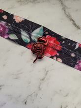 Load image into Gallery viewer, Roses and Flower Zipper Tape with Clear teeth  # 5 Zipper Tape