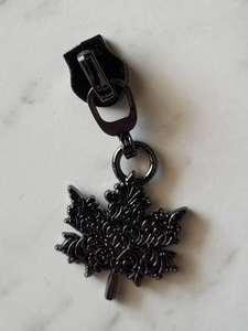 Maple Leaf Zipper Pull #5