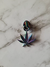 Load image into Gallery viewer, Leaf Zipper Pull #5, Marijuana Leaf , hand bag bag hardware